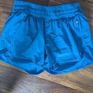 lululemon blue short size 8